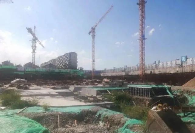 70亿购房款被挪用，泰禾北京院子疑似烂尾，别墅业主崩溃想跳楼