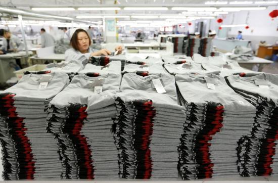 距离剩者为王，服饰企业还要跨过很多道坎