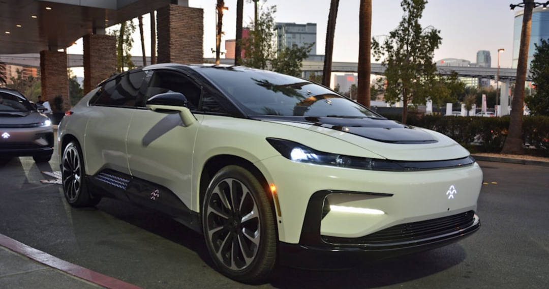 贾跃亭能否“开着”那辆160玩的FF91回国？